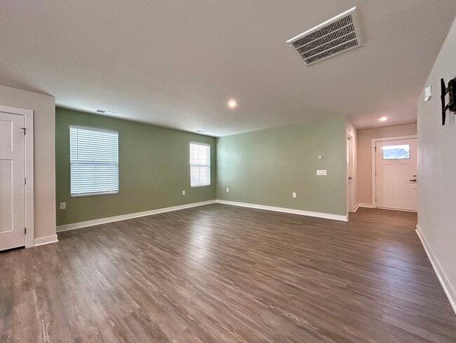 Building Photo - 5427 Hughesdale Dr