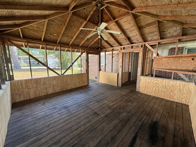Building Photo - Guntersville, AL Home for Rent!