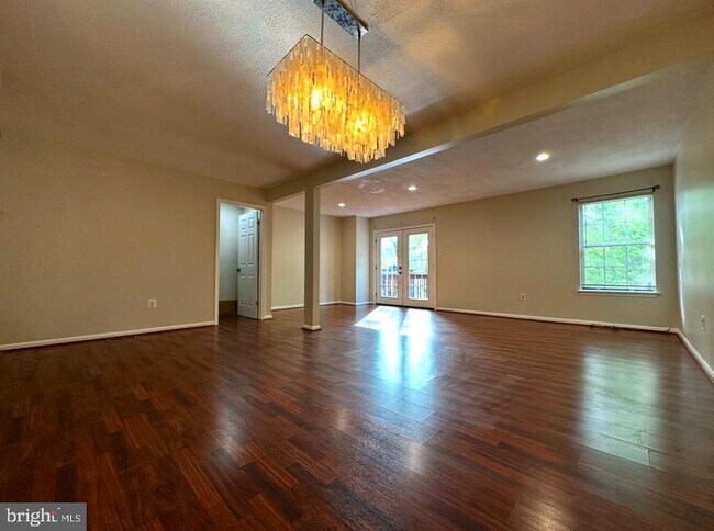 Building Photo - 11747 Lone Tree Ct