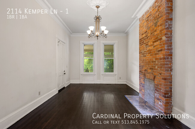 Building Photo - Charming Victorian 1-Bedroom Condo in Waln...