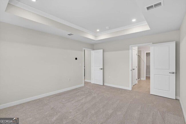 Building Photo - 325 Enchanted Ct