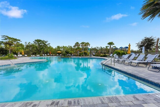 Building Photo - 32992 Major Oak Dr