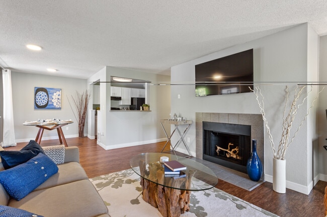 Building Photo - Cedar Crest