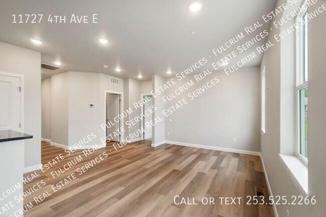 Building Photo - 11727 4th Ave E