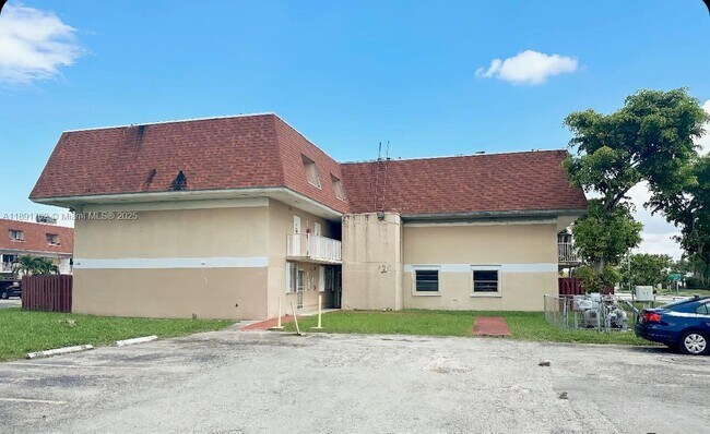 Building Photo - 250 NW 107th Ave