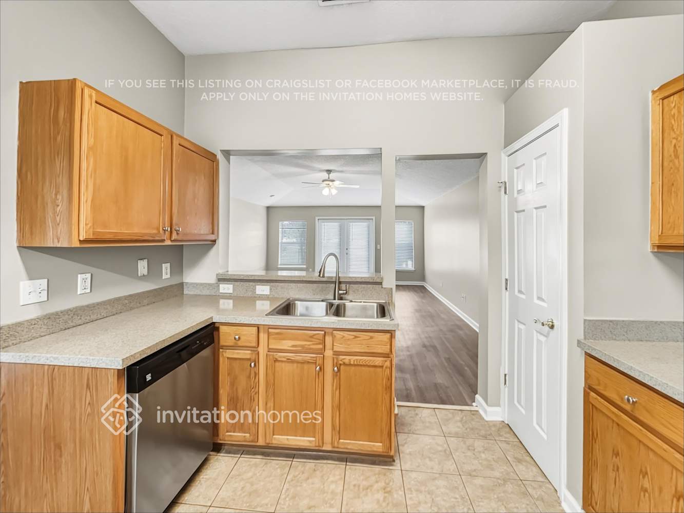 Building Photo - 993 Oak Arbor Cir