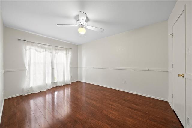 Building Photo - 566 Valley View Dr