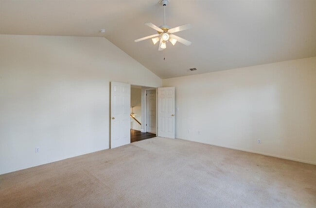 Building Photo - 8437 N Recreation Ave
