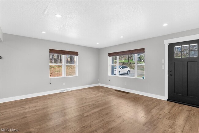 Building Photo - 14078 Beaver Creek Rd