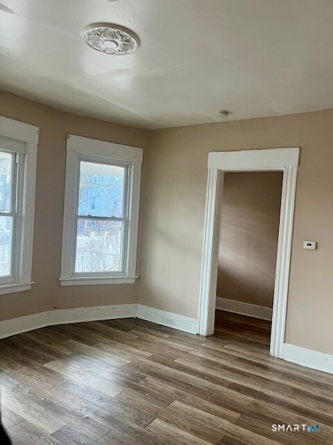 Building Photo - 166 Laurel Ave