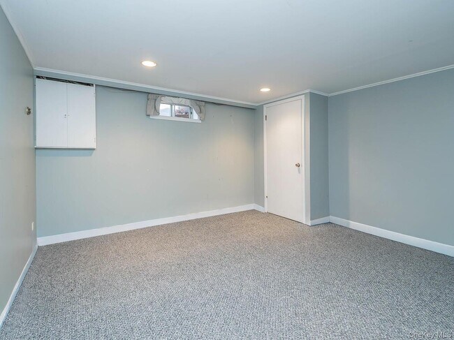 Building Photo - 41 S 4th St