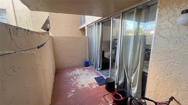 Building Photo - 10801 SW 109th Ct