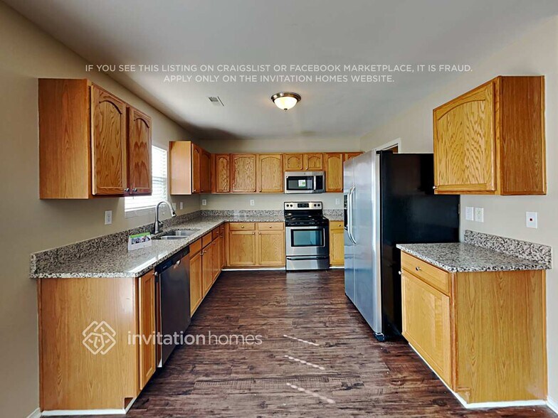 Building Photo - 10953 Dry Stone Dr