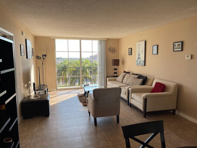 Building Photo - 651 Okeechobee Blvd