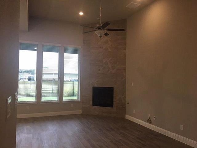 Building Photo - 8026 Acoma Ln