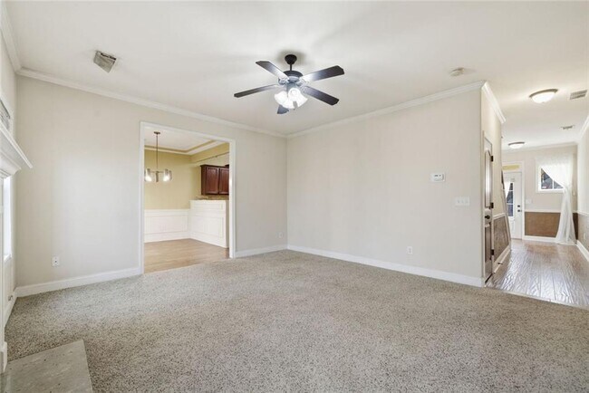 Building Photo - 513 Broughton Dr