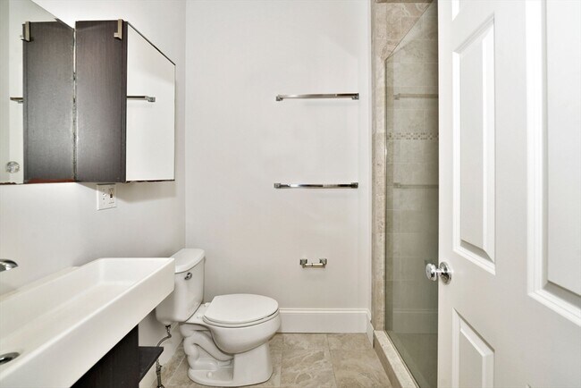 Building Photo - 22 High St