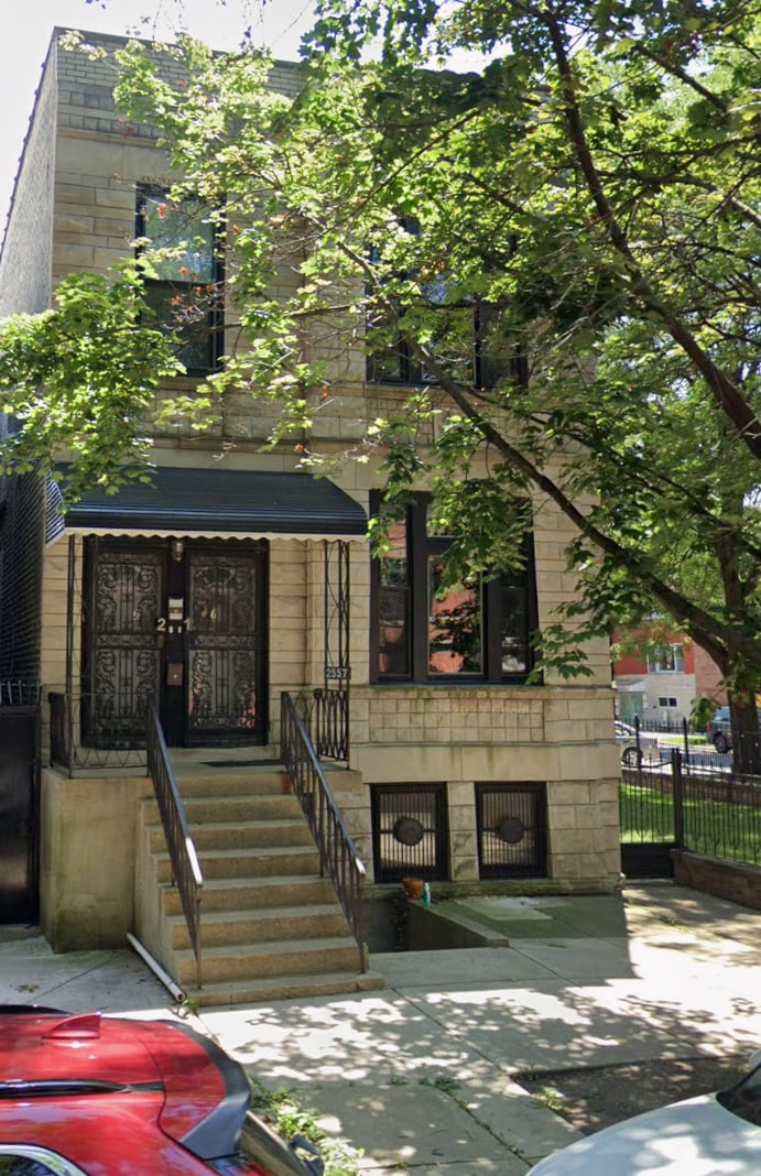 Building Photo - 2557 W Superior St