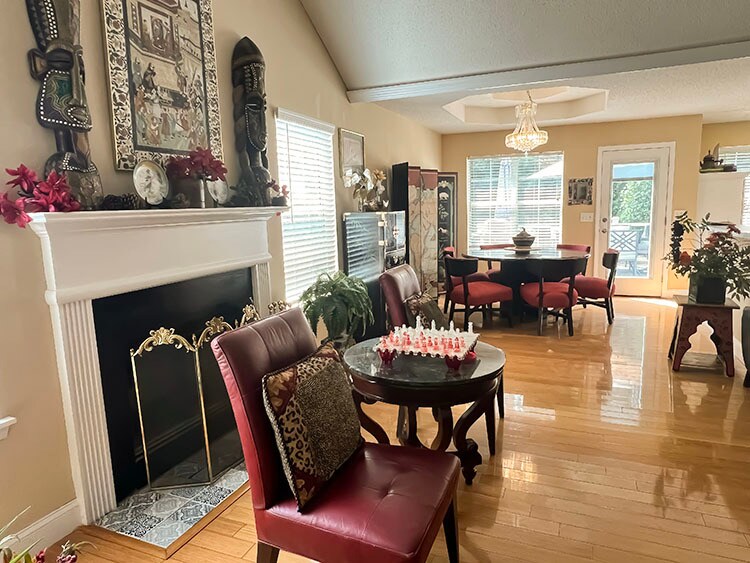 Partial living & dining rms - 1009 Crest Ridge Pl SW