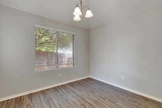 Building Photo - 1403 Gulf Way