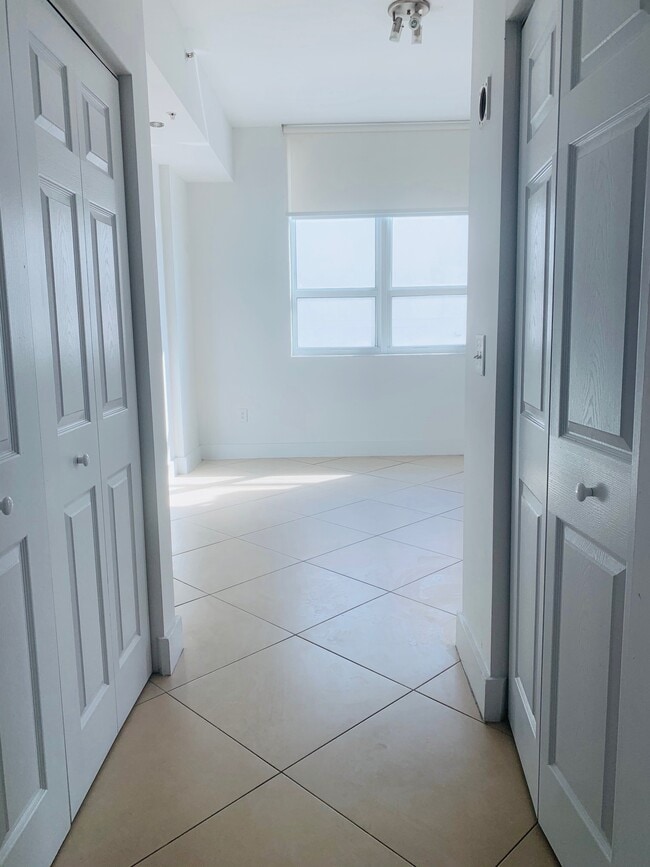 Building Photo - 2275 Biscayne Blvd Blvd