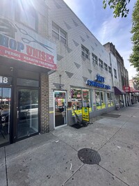 Building Photo - 6818 Market St