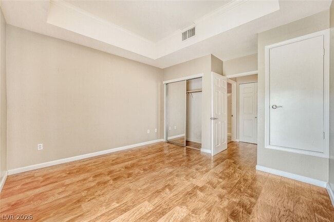 Building Photo - 43 E Agate Ave