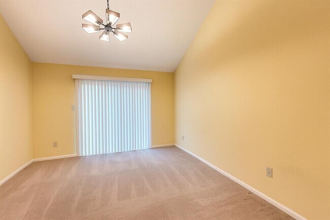 Building Photo - 54 S Cobble Hill Cir