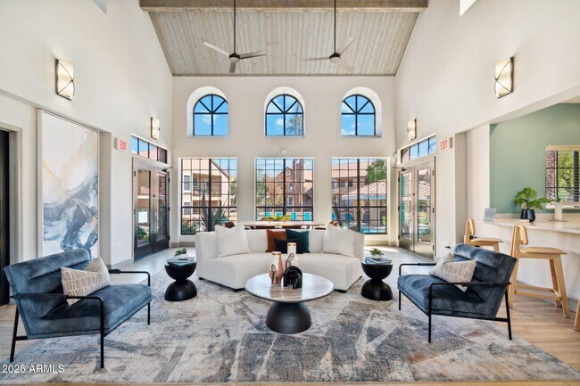 Building Photo - 9605 S 48th St