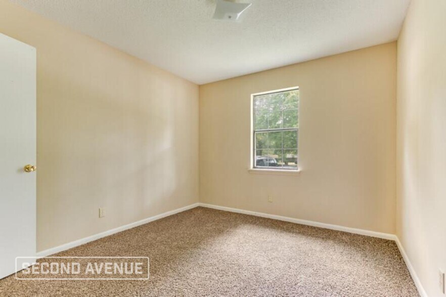 Building Photo - 1014 O'Neal St