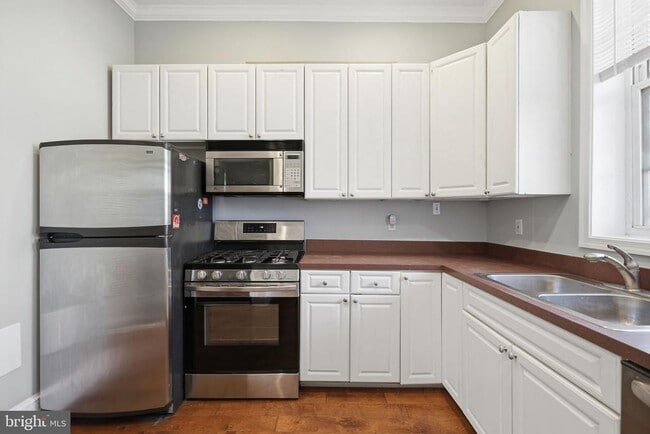 Building Photo - 58 Quincy Pl NE