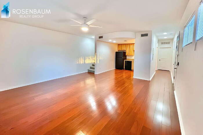 Building Photo - 3136 N Winstel Blvd