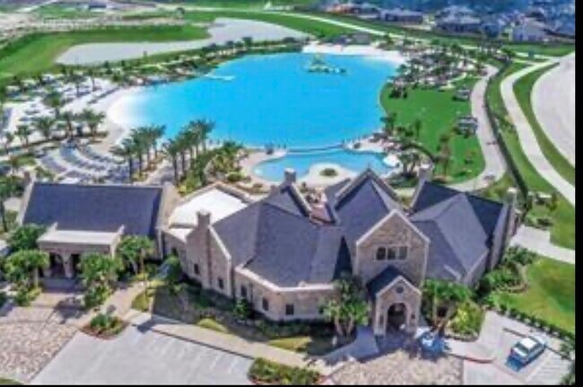 Building Photo - 15419 Royce Holly Dr