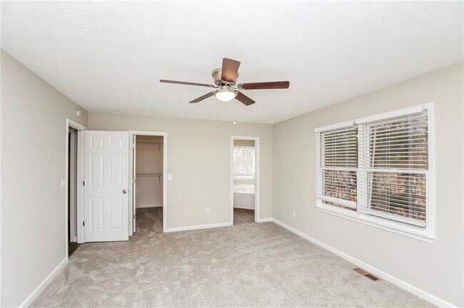 Building Photo - 108 Brandi Dr