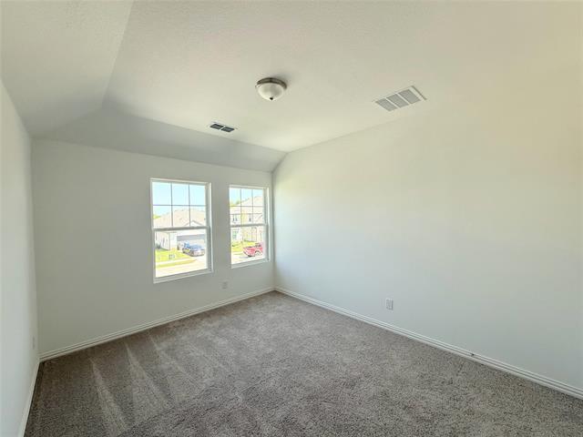 Building Photo - 713 Roanoke Dr