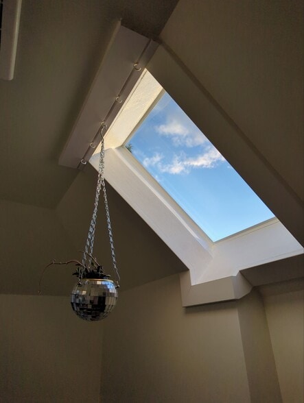 Building Photo - 163 Franklin St