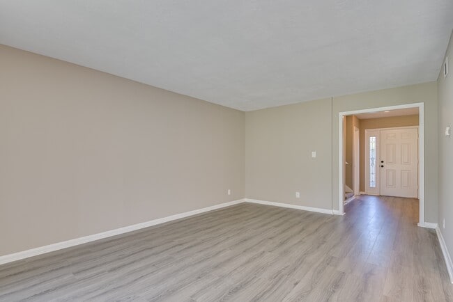Building Photo - 1674 Goshen Rd