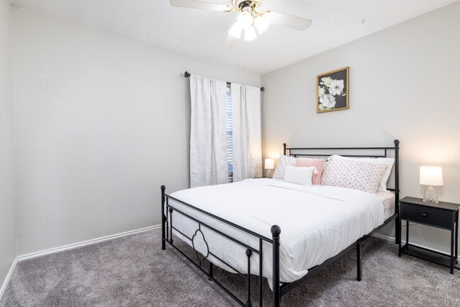 Building Photo - 2700 Ansley Ct