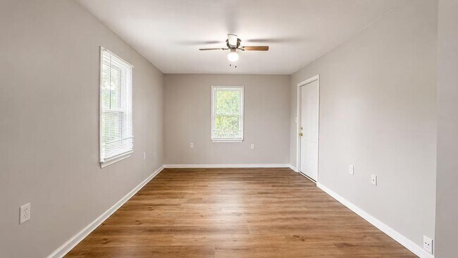 Building Photo - 16666 Woodingham Dr