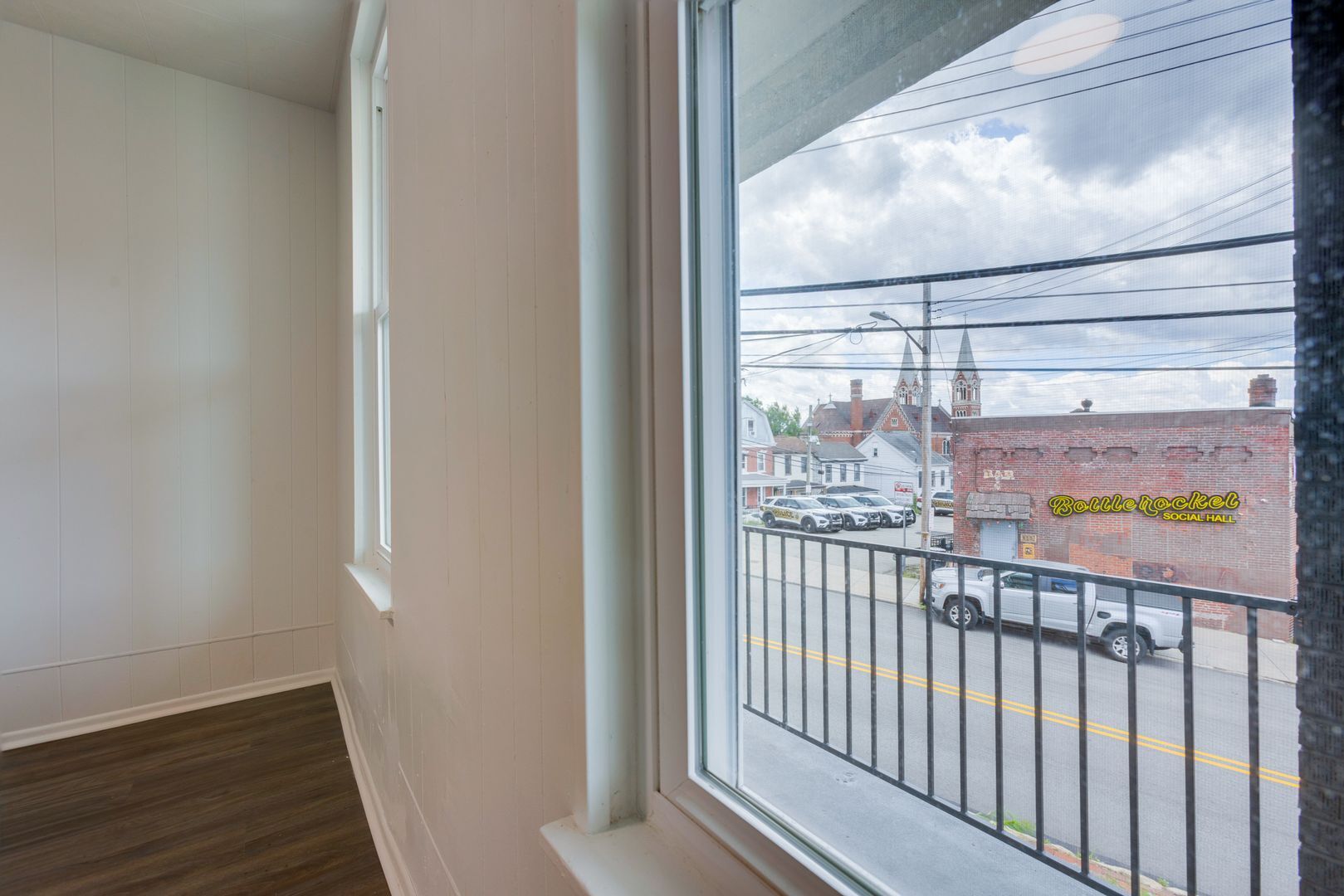 Building Photo - 1223 Arlington Ave