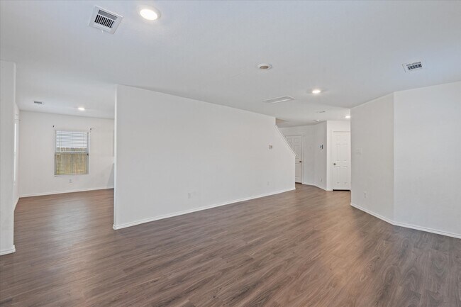 Building Photo - 6133 Dunsmore Cyn Ln
