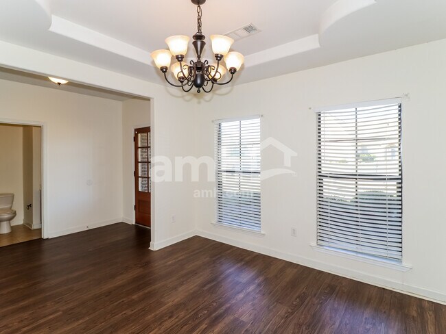 Building Photo - 6329 Asbury Pl