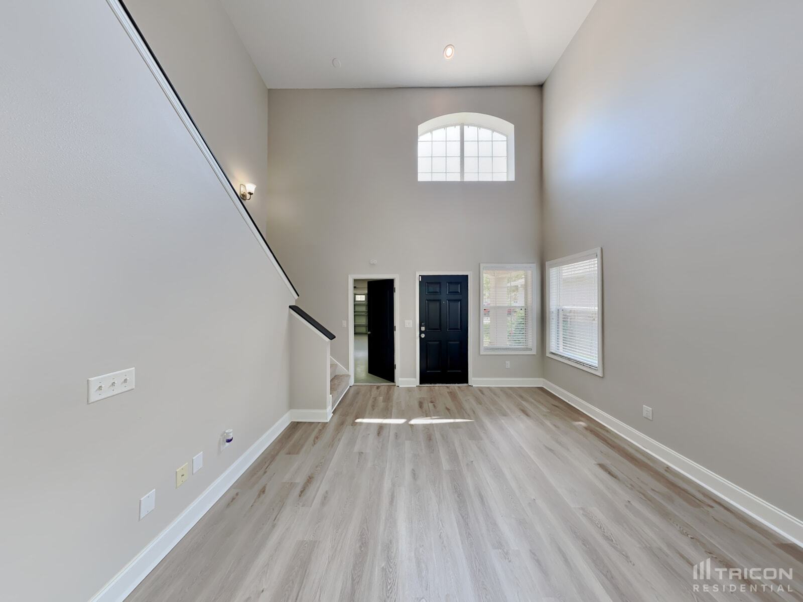 Building Photo - 10031 Landport Way