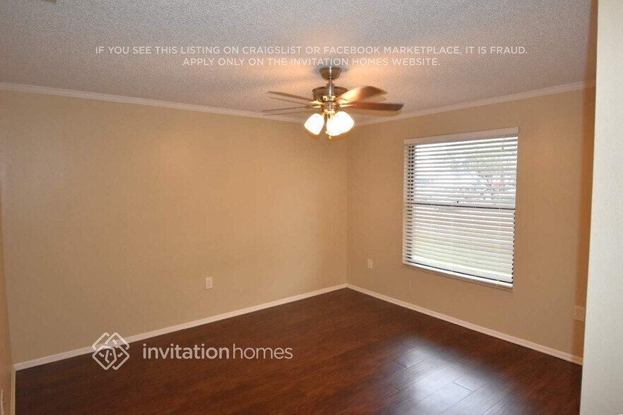 Building Photo - 3227 Lenwood Dr