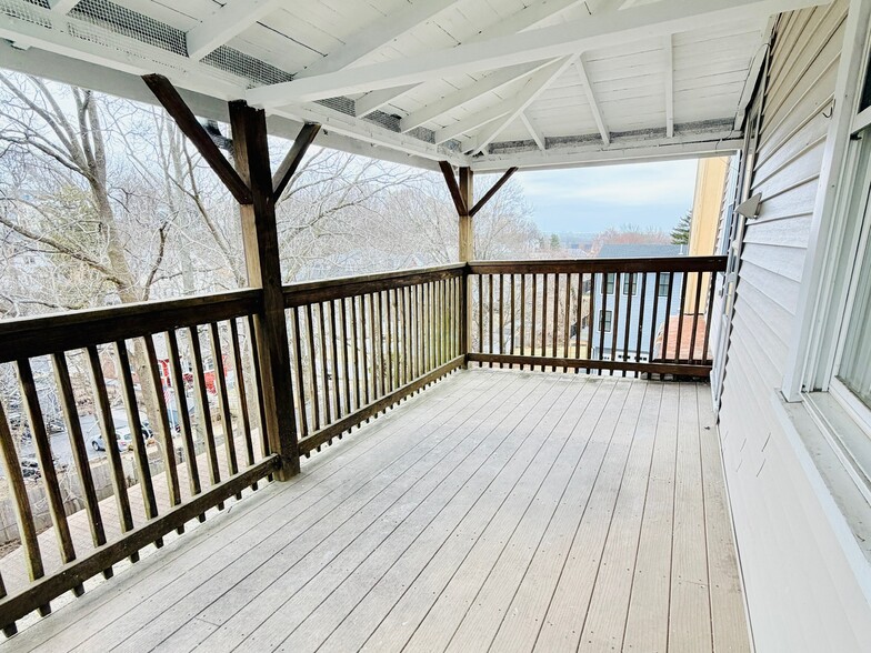 Balcony - 89 Glendower Rd