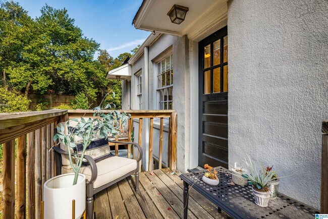 Building Photo - 2640 Montevallo Rd