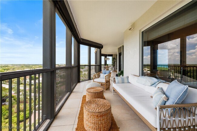 Building Photo - 7575 Pelican Bay Blvd