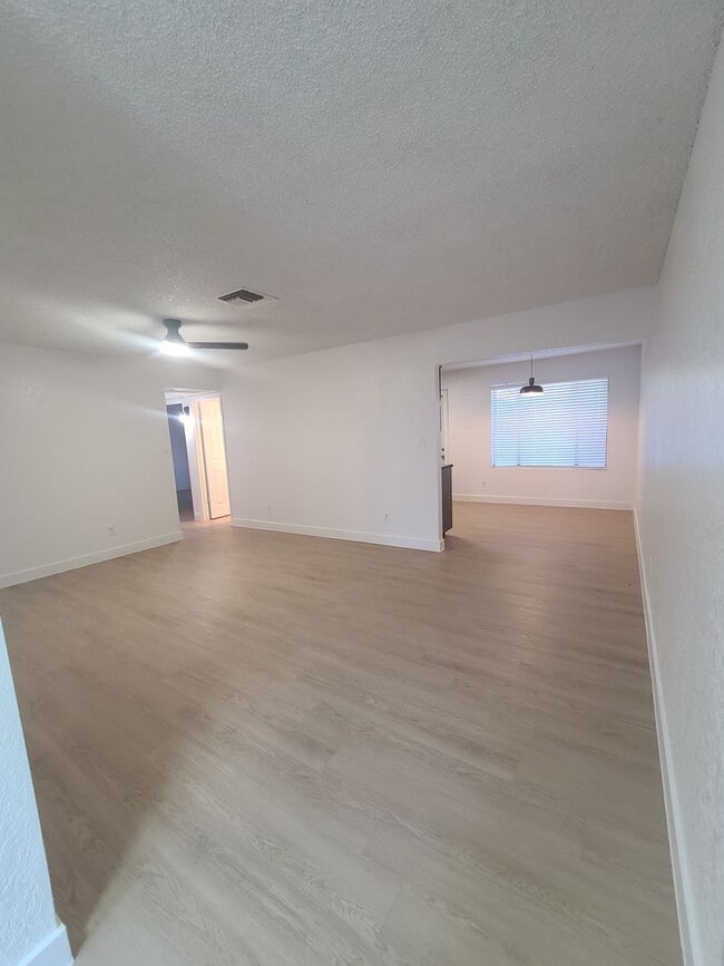 Building Photo - 4532 E Caballero Cir