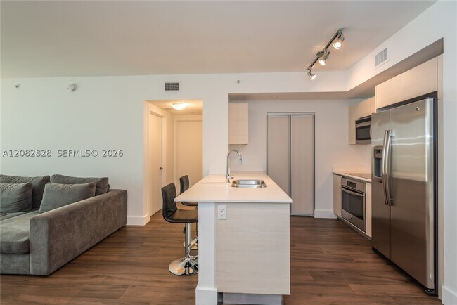 Building Photo - 4250 Biscayne Blvd