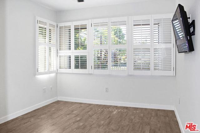 Building Photo - 464 Sherman Ave